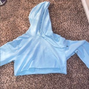 cropped hoodie